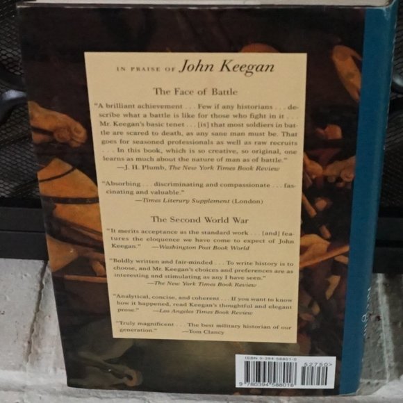 The History of Warfare by John Keegan Hardcover Book - Picture 2 of 3